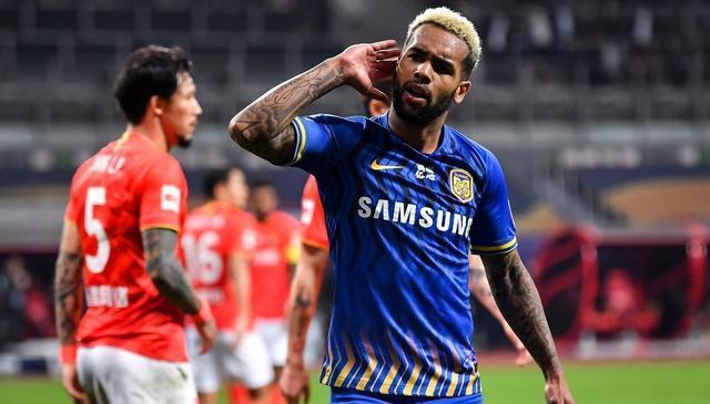 险些完成归, AA, 广州队和深